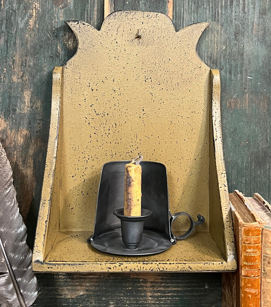 PEN-09M Fancy Top Hanging Wood Shelf - Mustard over Black