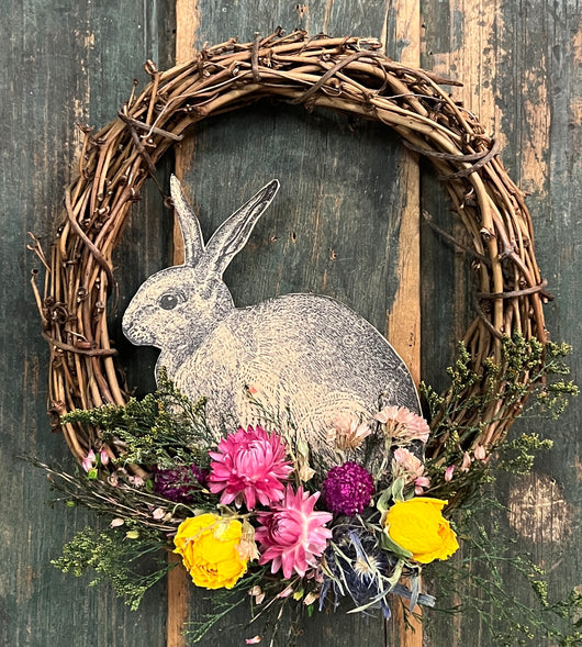 CD-SW24 Paper Bunny with Dried Flowers Wreath