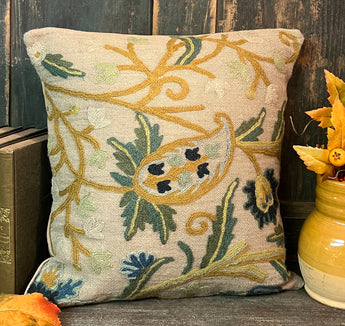 CD-CP-A2 Crewel Pillow - Oatmeal