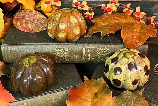 GMS-P76 Shooner Redware Pumpkins