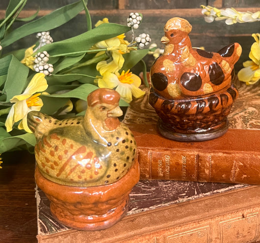 GMS-F32 Shooner Redware Nesting Hen Figurines