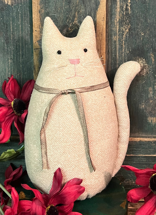 EC-17A Fabric Kitty - Cream