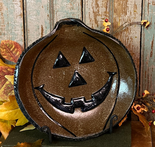 CC-2481 Pottery Jack-O Plate