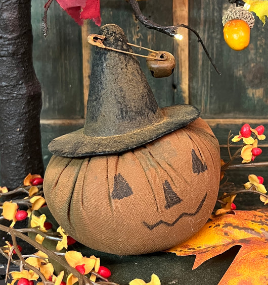 DAT-61 Fabric Sm Jack-O with Witch Hat