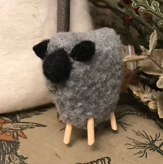 FA-2309D X-Small Light Grey Sheep