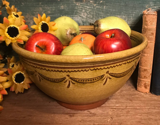 SE-2002 Large Bowl with Swag Design