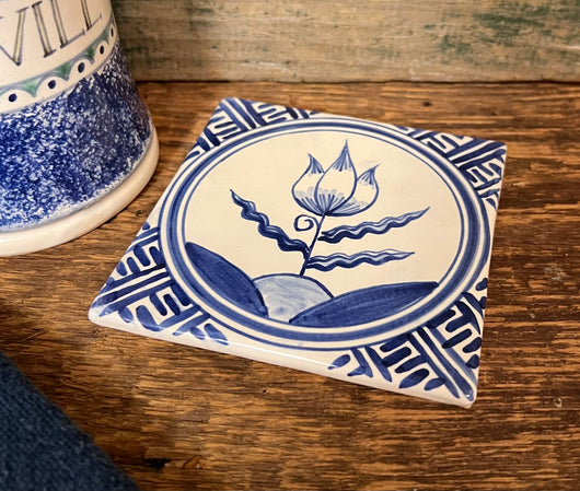 SE-117K Pottery Delft Trivet Tile