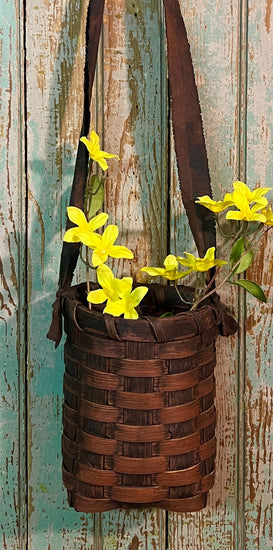BG-B641 Red Rag Hanging Basket