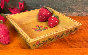 ERX-2656A Hand-painted Strawberries Tray