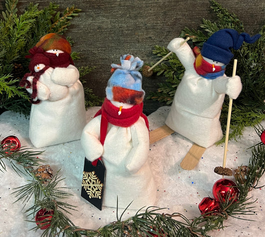 FA-1020 Lg Fabric Snowfolk