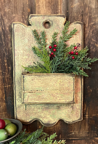 MA-23GC Hanging Wood Wall Pocket - Green/Cream over Brown