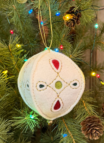 NG-227G Wool & Felt Merino Ornament - White