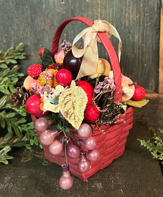ER-2424 Small Red Basket of Vintage Fruits