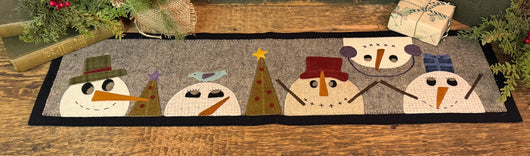 PB-728 Wool Runner with Appliqued Wool Snowmen & Trees