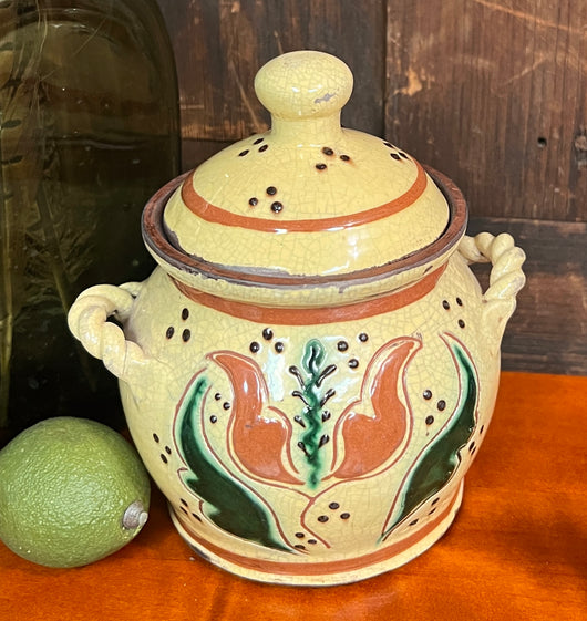 DTS-242 Tulip Lidded Redware Pot