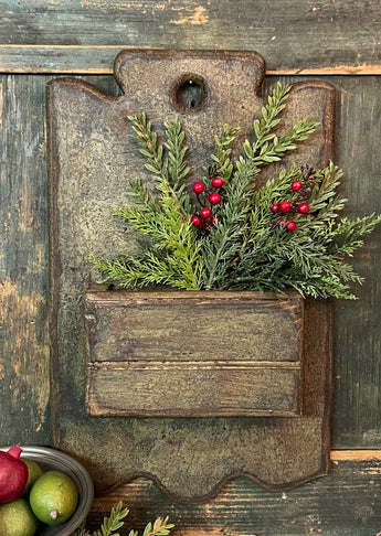 MA-23GP Hanging Wood Wall Pocket - Green/Pumpkin over Brown