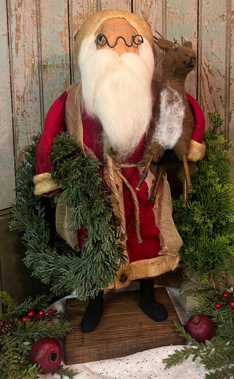 RC-01 Santa Holding Reindeer and Wreath