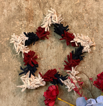 PB-660 Hand-made Wool Americana Star Wreath