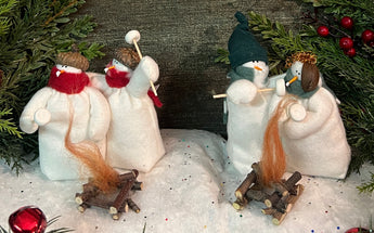 FA-2100 Med Fabric Snowfolk Couple Roasting Marshmallows with Fire