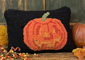 C4C-11 Jack-O on Black Wool Hooked Pillow