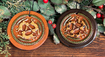 GMS-T124 Shooner Redware Running Bunnies Ornaments