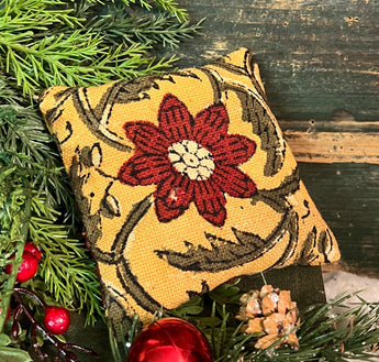 CD-RFS Red Flower Sachet with Balsam