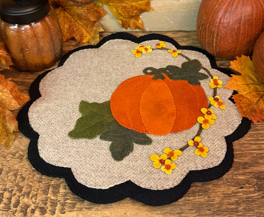 NG-235 Wool Pumpkin & Bittersweet Mat