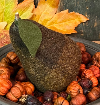PB-376 Wool Pear with Stem