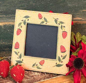 ERX-2672 Strawberries Frame