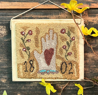 DD-238 Punch Needle Heart n Hand on Wood