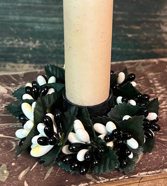 MK-08 Berry Bead Candle Ring - Black & White