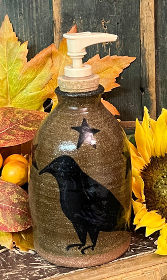 CC-2494 Pottery Crow with Dots Soap Pump Dispenser