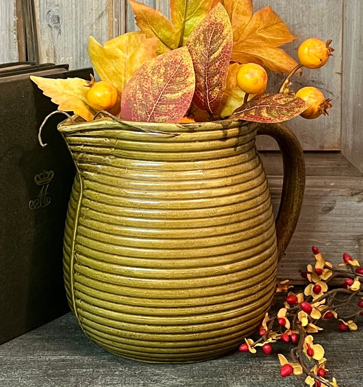 SF-08 Mustard Pottery Ribbed 