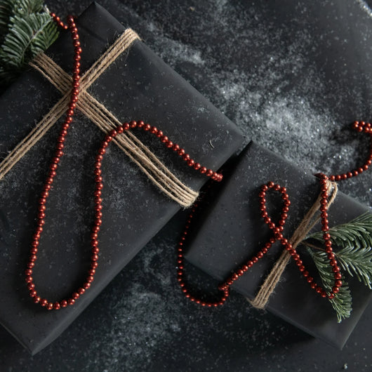 RA-207 9' Aged Red Bead Garland