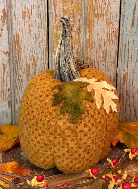 PB-716 Wool Pumpkin with Leaves