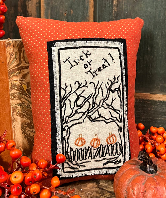 DD-113 Trick or Treat Embroidered Pillow
