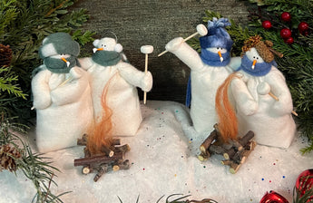 FA-2100 Med Fabric Snowfolk Couple Roasting Marshmallows with Fire