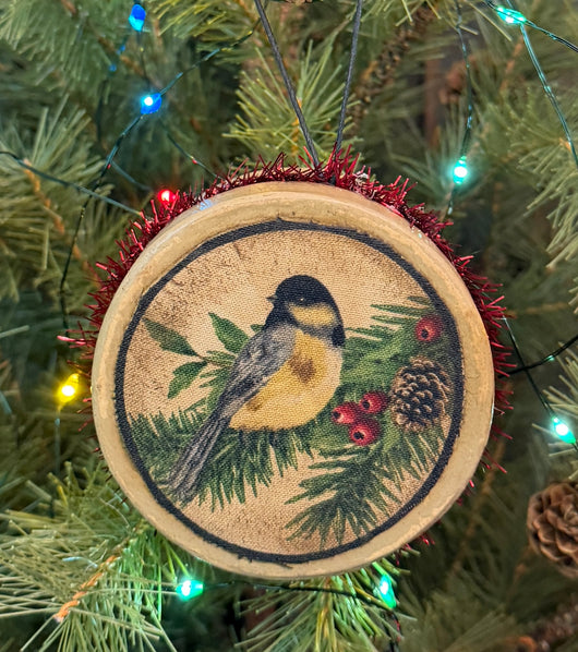 PEN-228C Painted Box Ornament with Fabric Chickadee