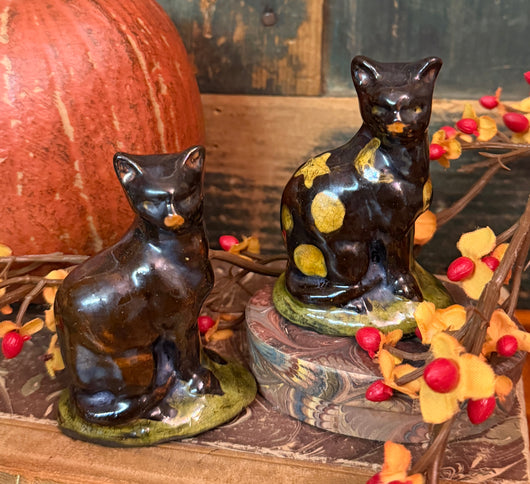 GMS-F125 Shooner Redware Figurines - Cat