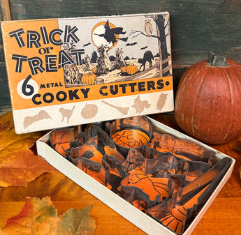 ERX-2679 Reproduction Halloween Cookie Cutters