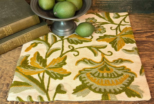 CD-CM-C9B Antique Crewel Candle Mat - Moss