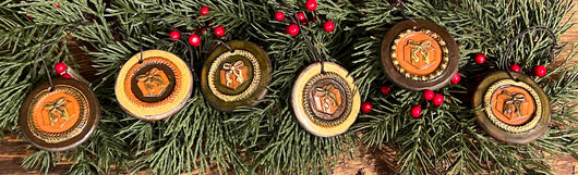 GMS-T33 Shooner Redware Gift Package Ornaments