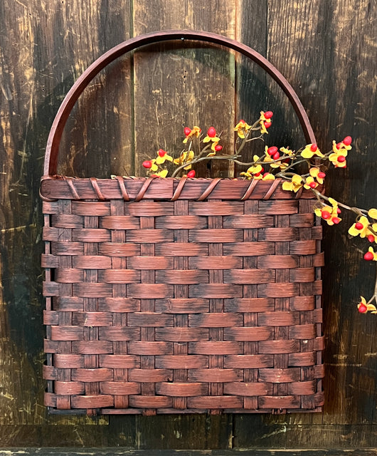 BG-B706 Red Door Basket