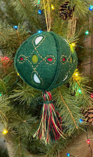 NG-227A Wool & Felt Merino Ornament - Green