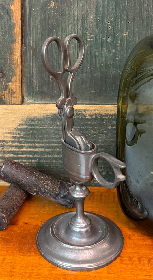 VN-07 Old World Pewter Wick Trimmer & Base - From our Personal Collection