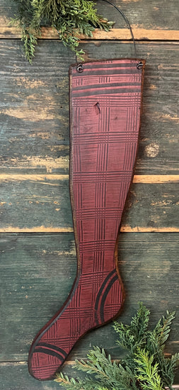 MA-25E Large Wood Combed Hanging Stocking