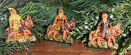 GMS-T126 Shooner Redware Santa on Donkey Ornaments