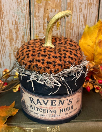 PB-701 Painted Box with Fabric Image & Wool Pumpkin