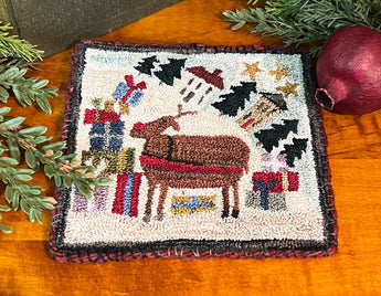 PB-PN99 Punch Needle Reindeer Village Mat