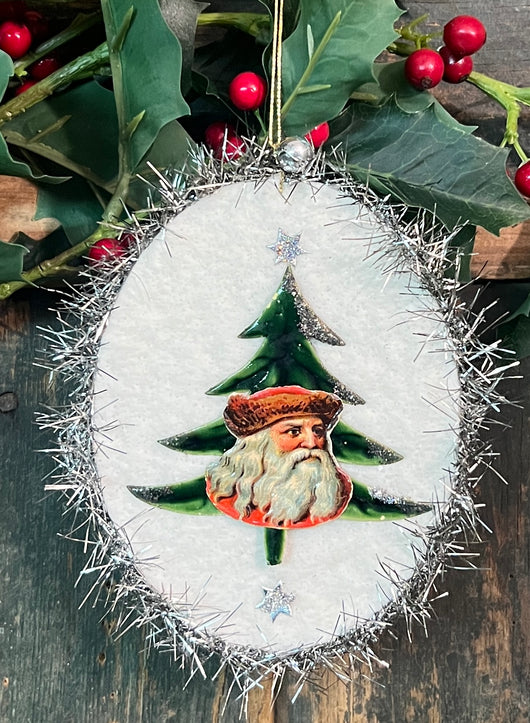 ER-2417C Santa & Tree Cotton Batting Ornament - Silver